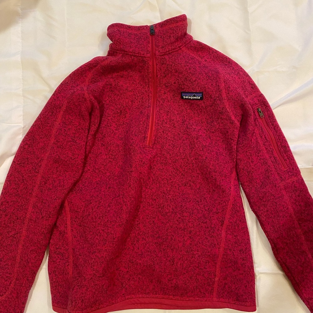 Patagonia Women’s quarter zip Size Small